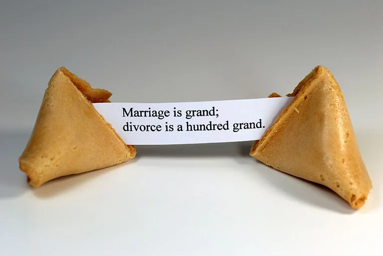 DeeLab, NLP Labeling, Fortune cookie with the expression: marriage is grand, divorce is a hundred grand.